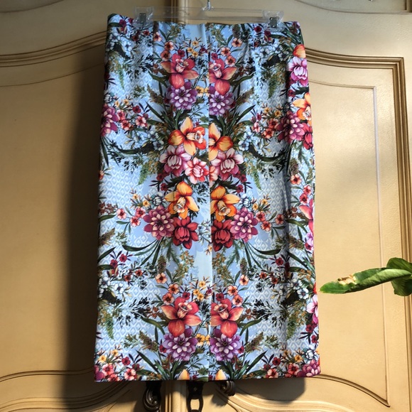 Blue Nordstrom Pencil Skirt with Multicolor Flowers - Picture 4 of 4